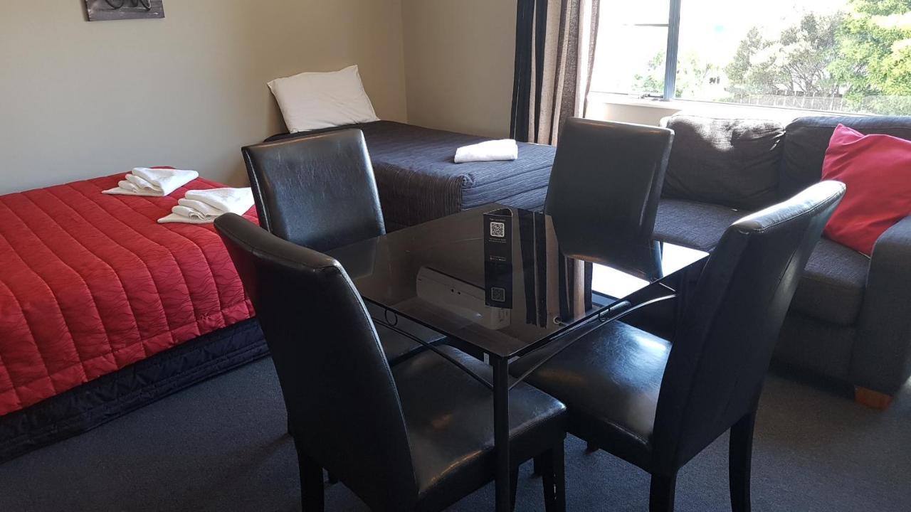 Palm Court Motel Otorohanga Buitenkant foto