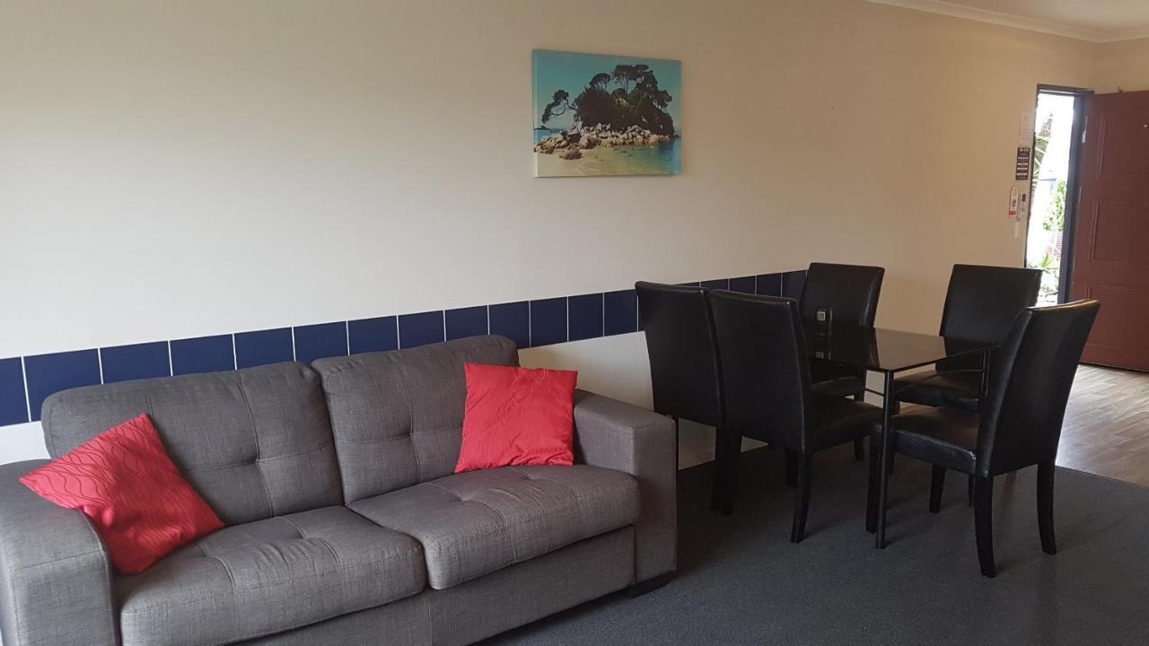 Palm Court Motel Otorohanga Buitenkant foto